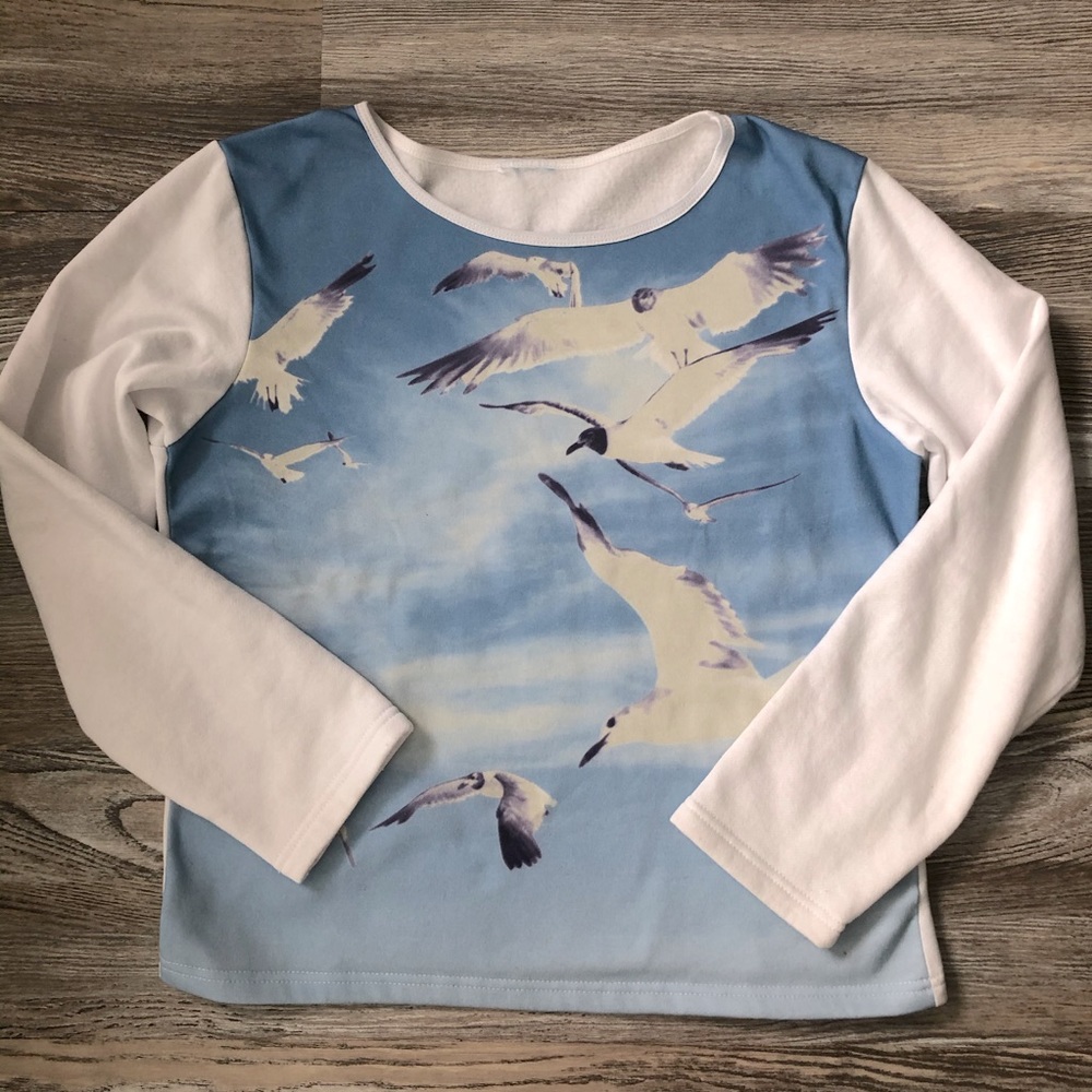 Taylor Swift 1989 seagull sweatshirt medium